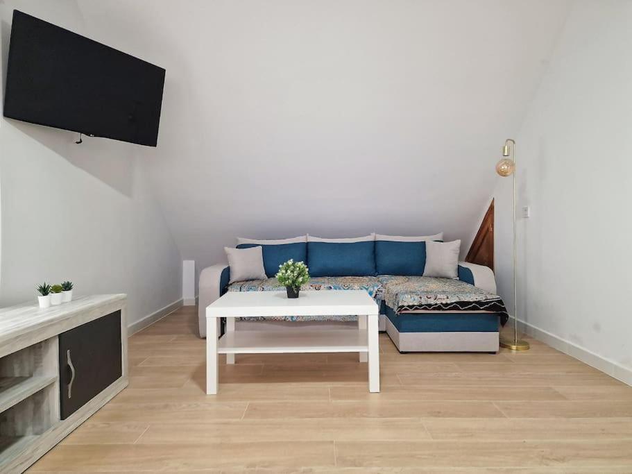 Encantador Duplex Para 6 A 1 Minuto De La Playa Benalmádena Εξωτερικό φωτογραφία